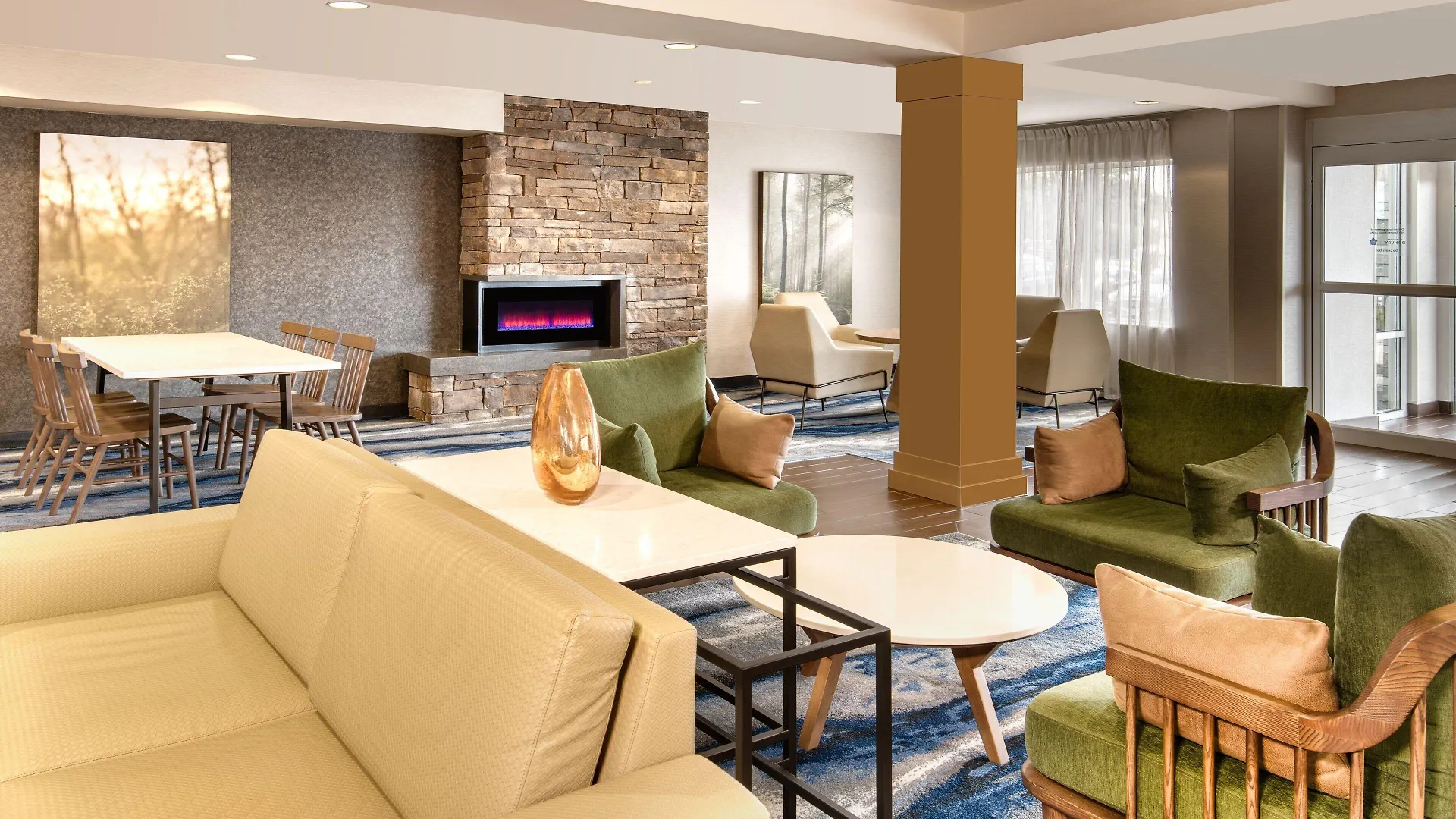 Where to Stay Near Fantasy Fair: 5 Airport Hotels in Toronto