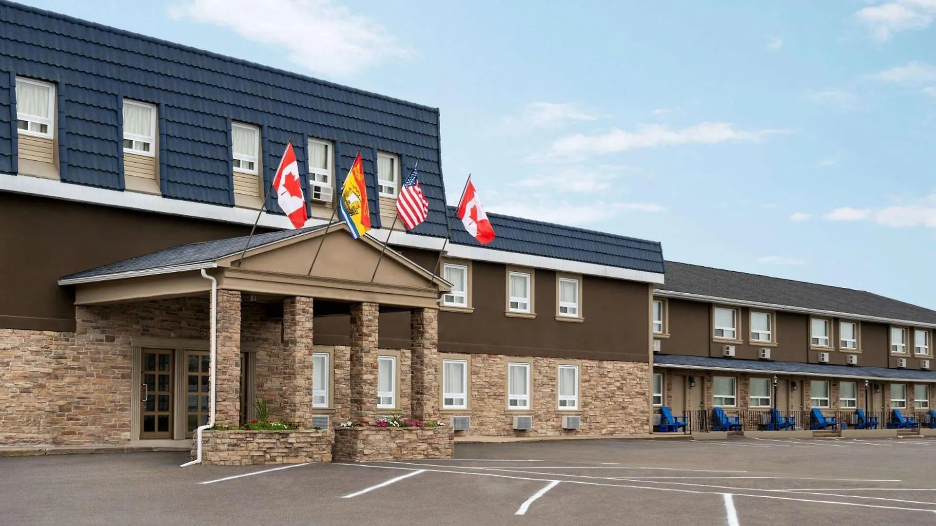 Staying Near Lady Beaverbrook Arena: 4 Design Hotels Compared