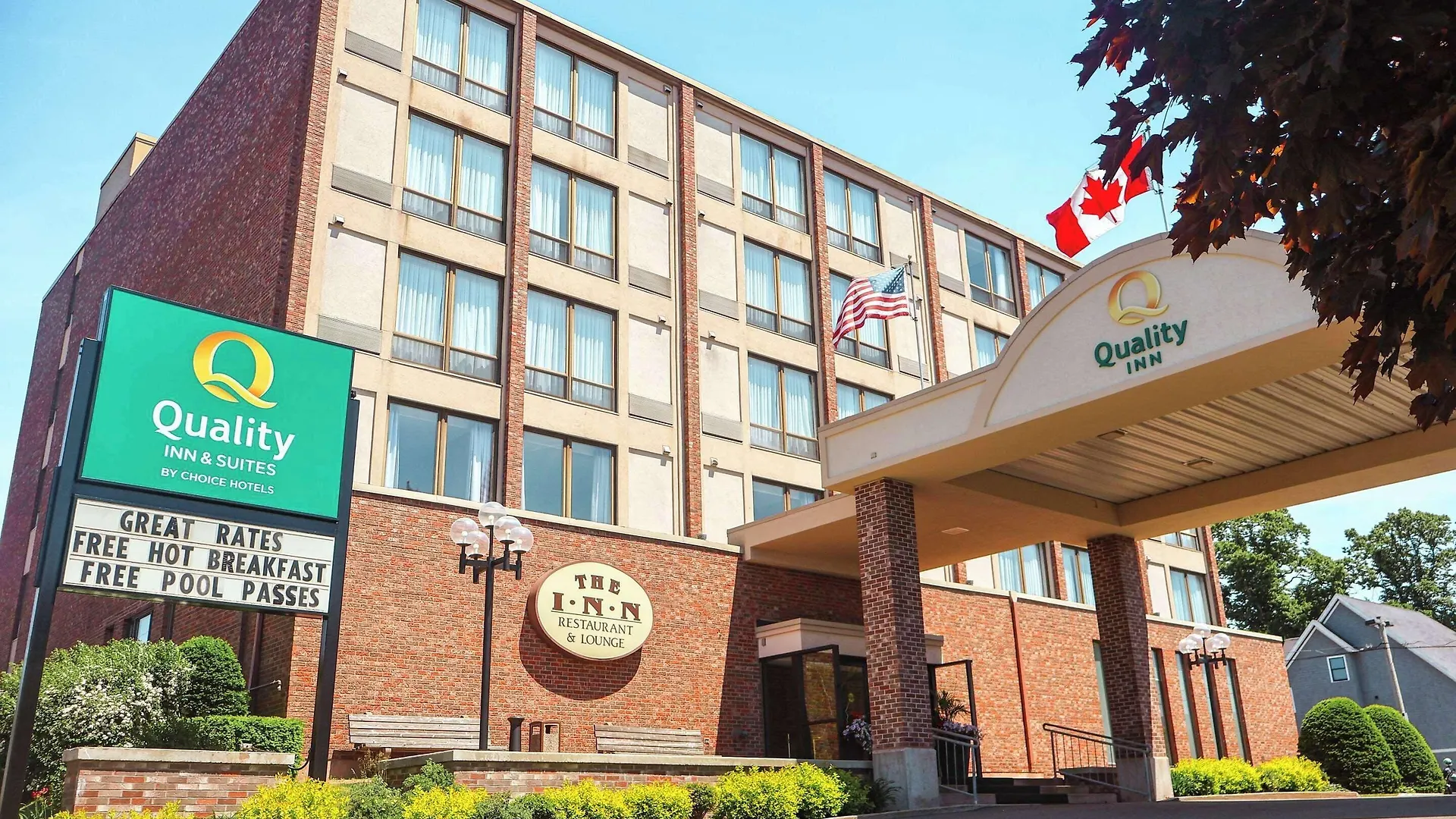 Where to Stay Near the Airport: 4 Best Charlottetown Hotels