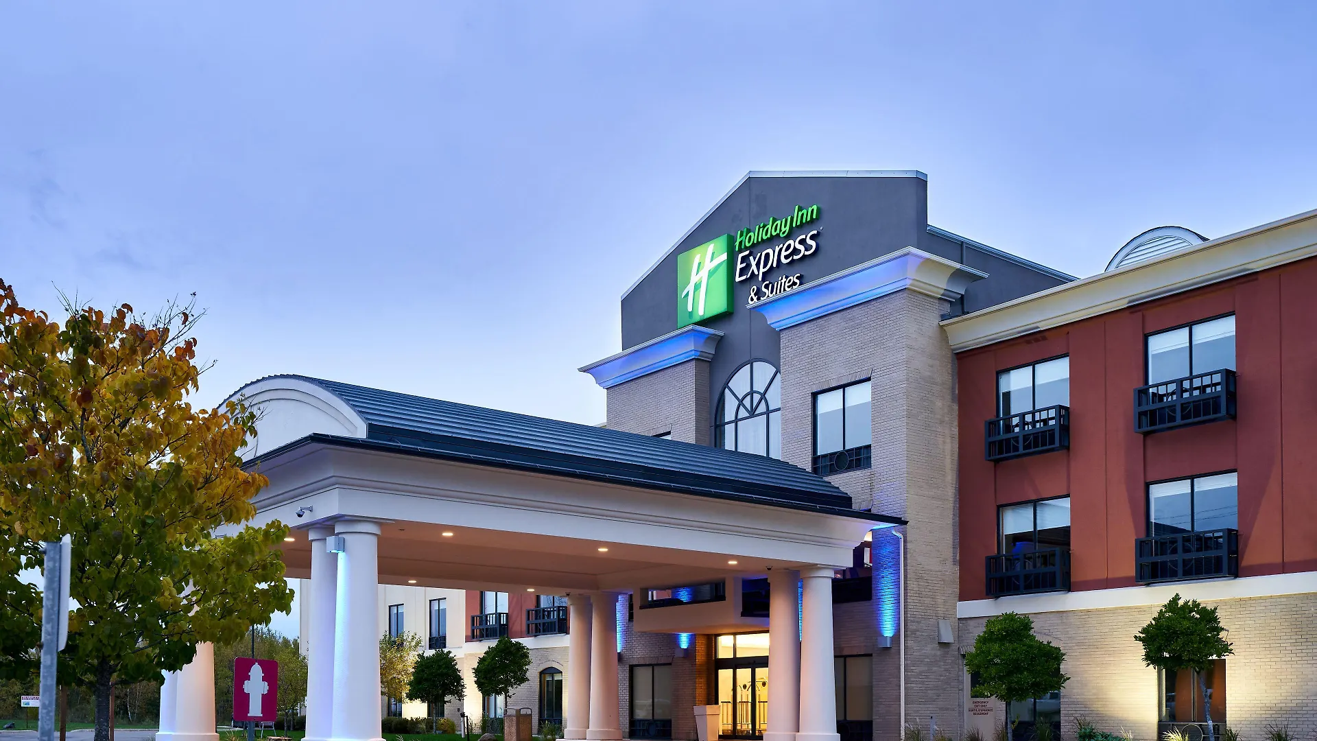 4 Family Hotels in Bay of Fundy Worth Booking Now